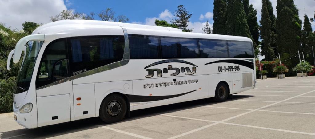 אוטובוס מפואר